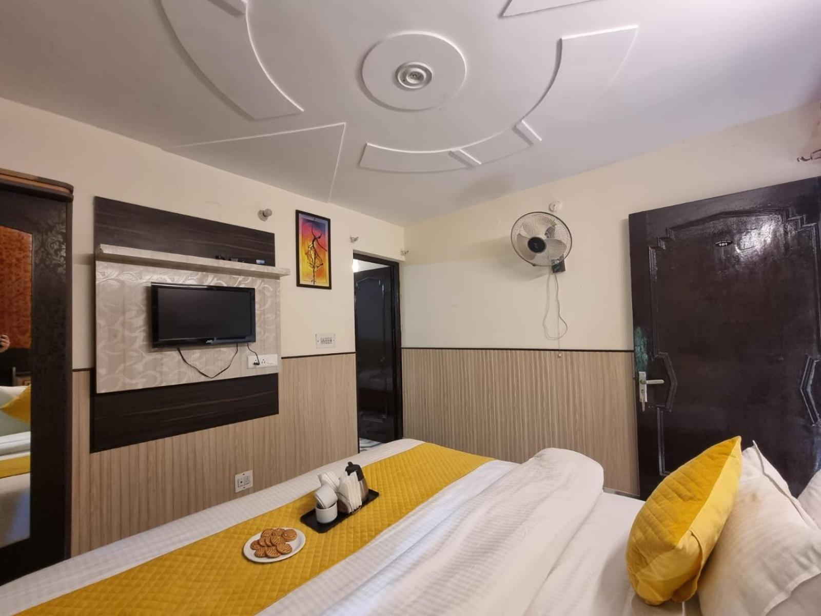 Hotel Stay Well Banikhet Dış mekan fotoğraf