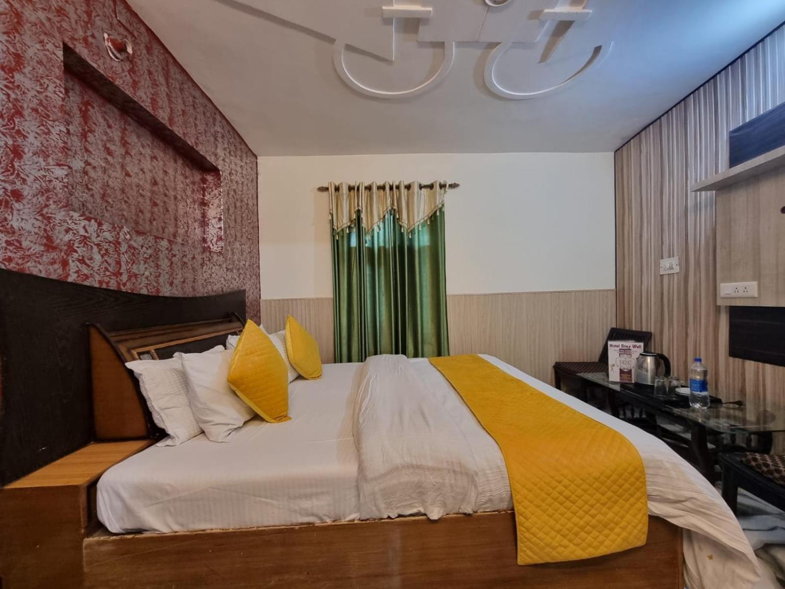 Hotel Stay Well Banikhet Dış mekan fotoğraf