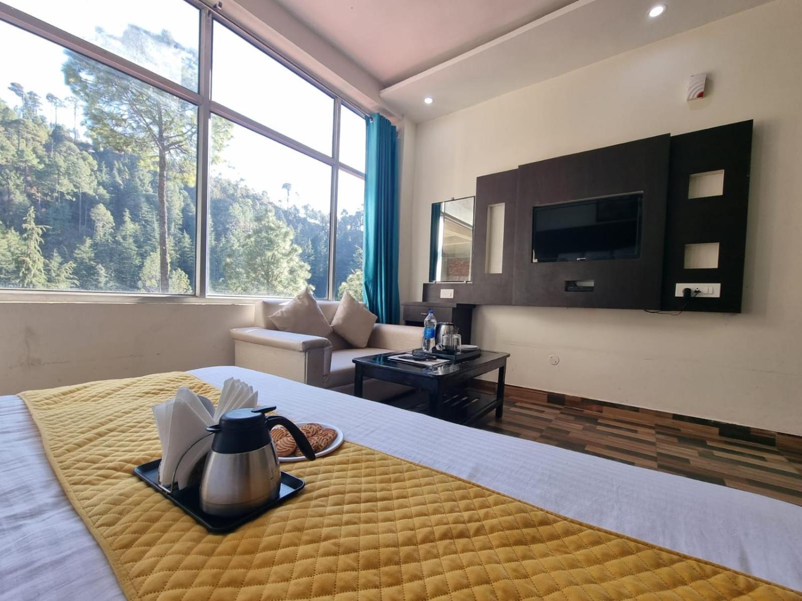 Hotel Stay Well Banikhet Dış mekan fotoğraf