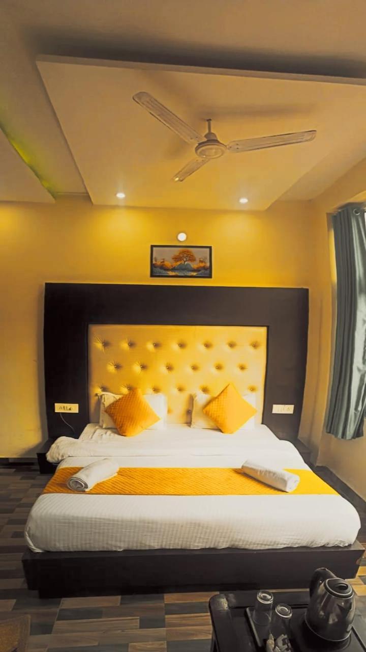 Hotel Stay Well Banikhet Dış mekan fotoğraf